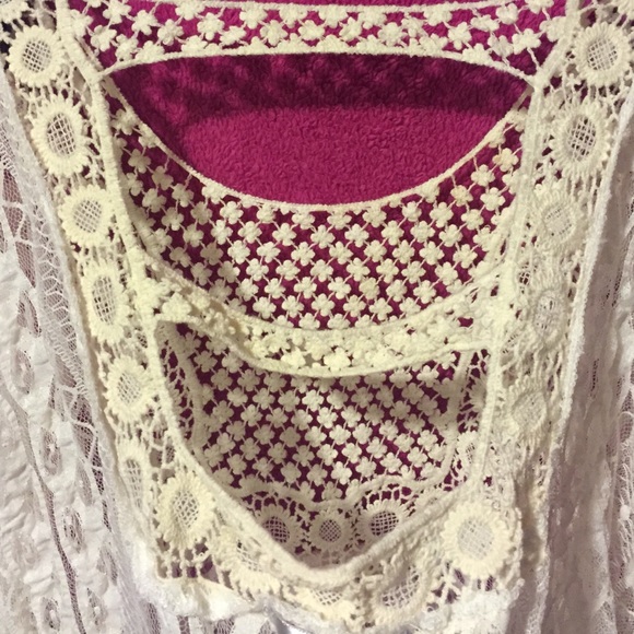 Boutique top - Picture 2 of 2
