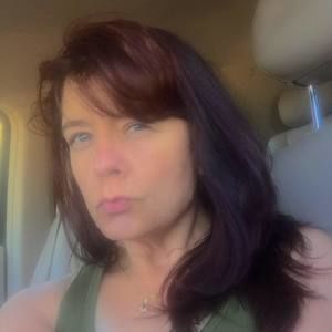 Meet your Posher, Lizzy