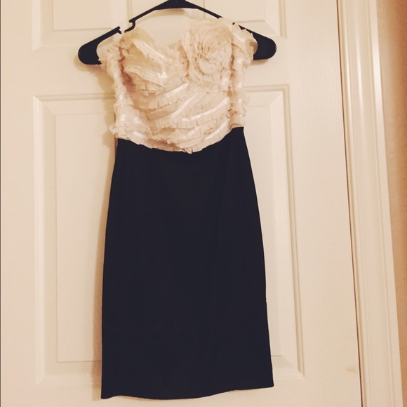 BEBE Bodycon Dress (Size: XS)