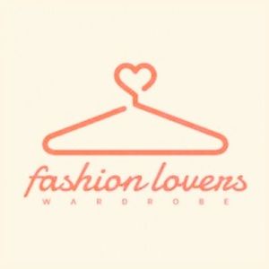 Meet your Posher, Nina