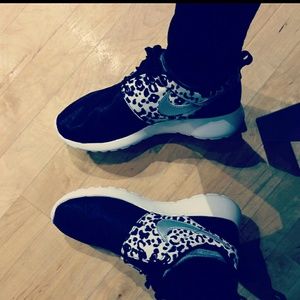 Nike Sneakers