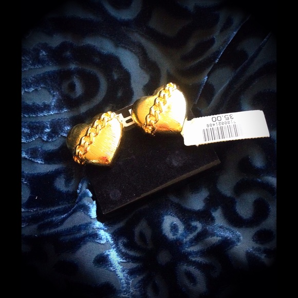 ~ Vintage Clip On Earrings by Ciro - Picture 2 of 2
