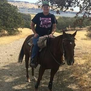 Meet your Posher, Leslie