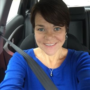 Meet your Posher, Lori
