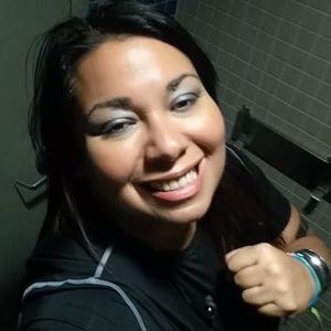 Meet your Posher, Dania