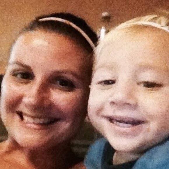 Meet your Posher, Vicki - Picture 1 of 1