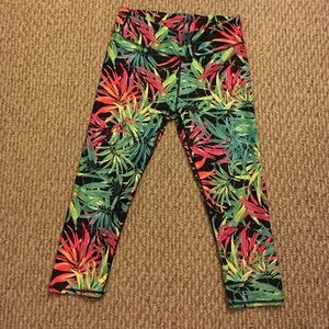 Jungle print fitness pants by Fabletics