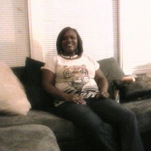 Meet your Posher, Lisa