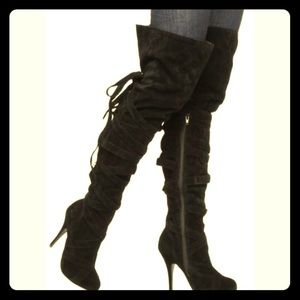 over the knee boot
