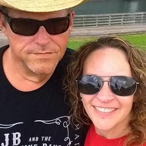 Meet your Posher, Holly