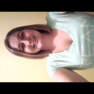 Meet your Posher, Shannon