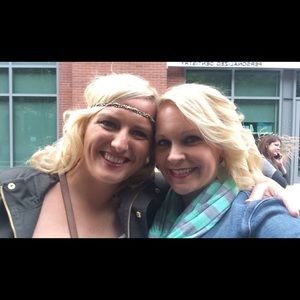 Meet your Posher, Noelle