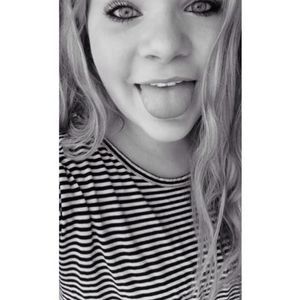 Meet your Posher, Molly