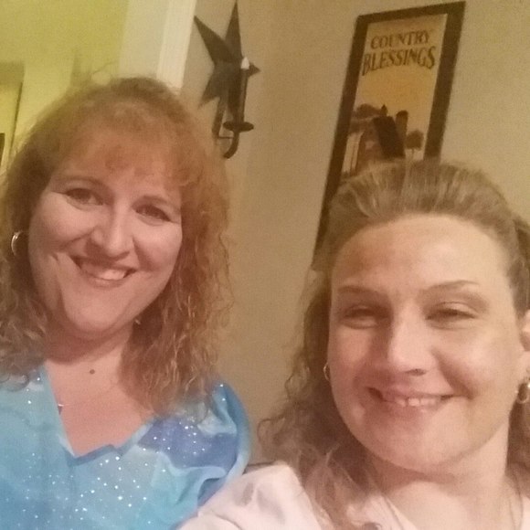 Meet the Posher Other - Meet your Posher, Tina