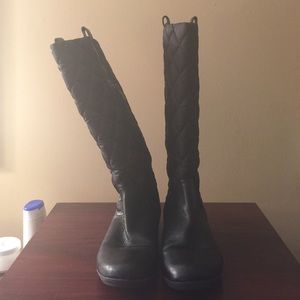 Kenneth Cole black tall boots