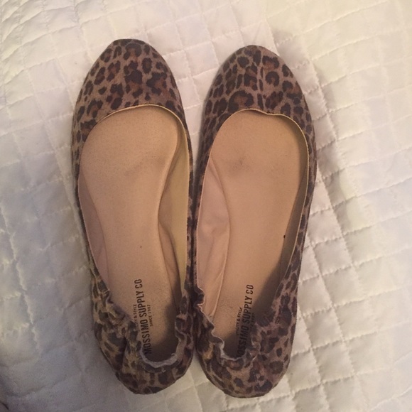 Mossimo Leopard Flats