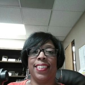 Meet your Posher, Adrienne