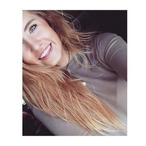 Meet your Posher, Mackenzie