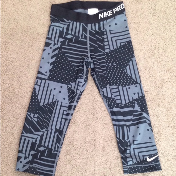 🚫SOLD🚫 Nike workout leggings NWOT