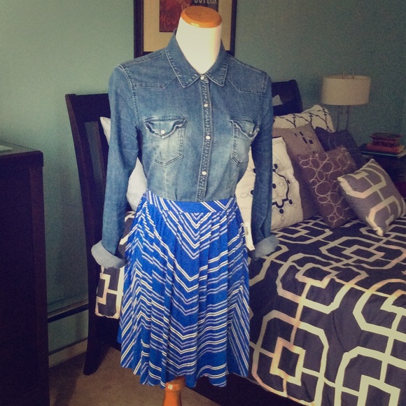 Old Navy Dresses & Skirts - Blue Skirt