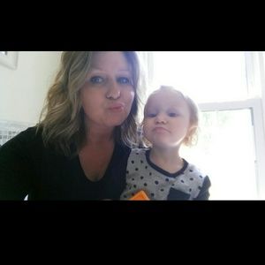 Meet your Posher, Alecia