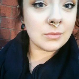 Meet your Posher, Meghin