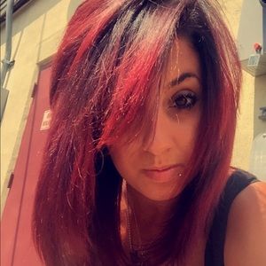 Meet your Posher, Danielle