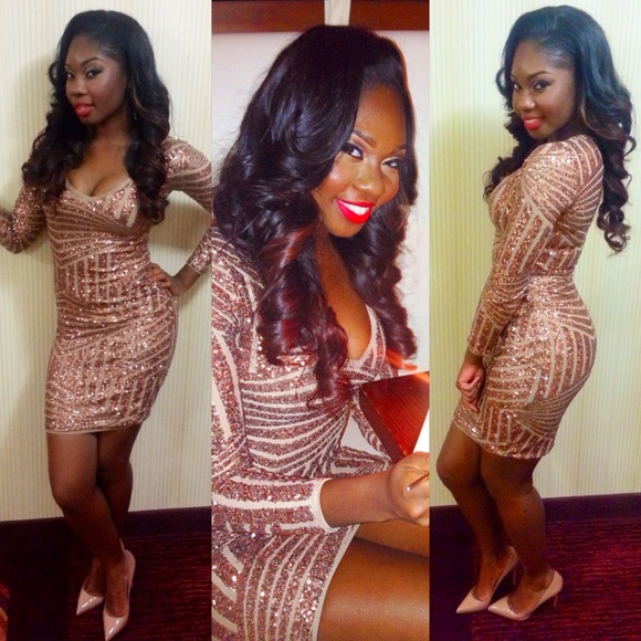 BCBGMaxAzria Dresses & Skirts - BCBG maxazria gold sequin dress!