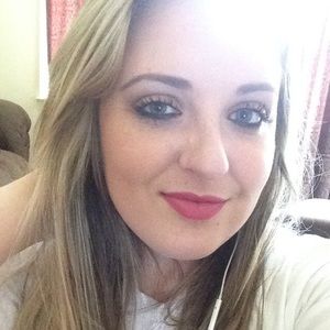 Meet your Posher, Nikki