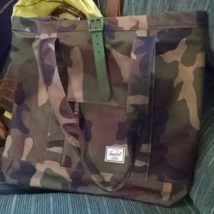 Herschel Camo Market Tote