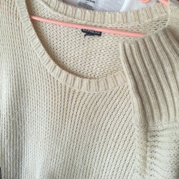 TRADED ๐ Oatmeal EXPRESS sweater dolman sleeves๐ - Picture 2 of 2