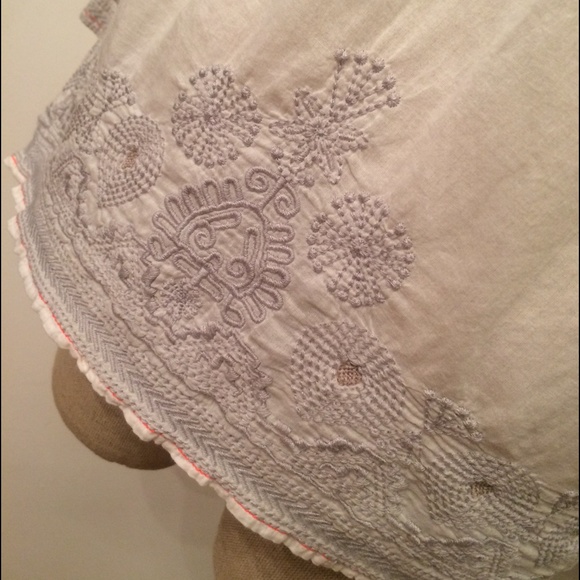 JWLA button down swing hem blouse - Picture 3 of 3