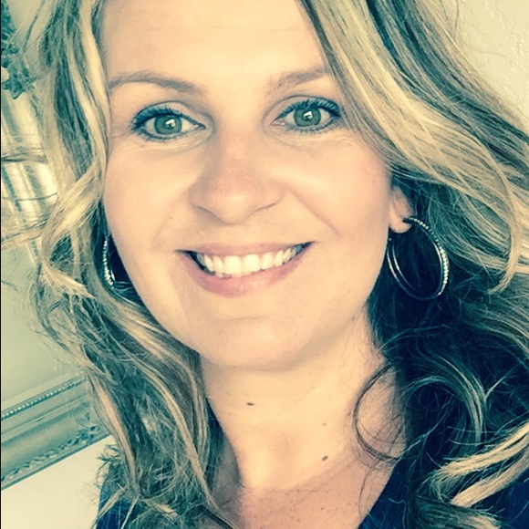 Meet your Posher, Kesha - Picture 1 of 1