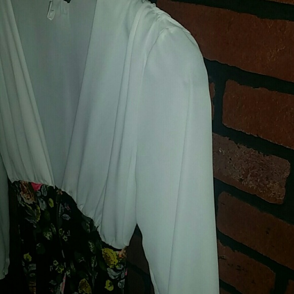 Shorts Jump suit - Picture 3 of 4