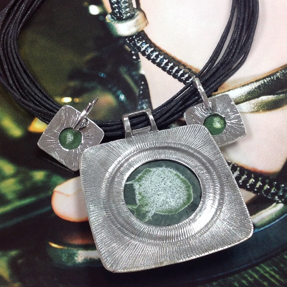 Necklace - Picture 3 of 3