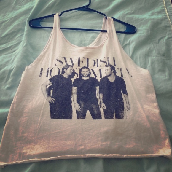 Cute h and m muscle t . Light light pink