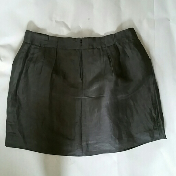 Mini skirt - Picture 2 of 2