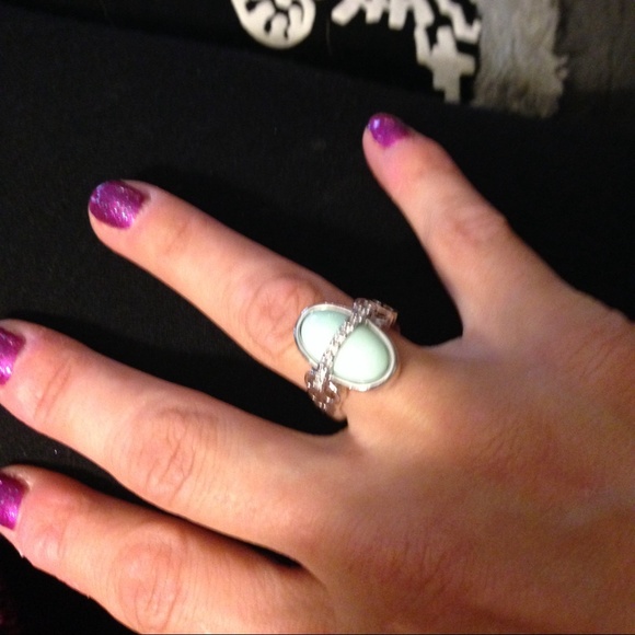 Lia Sophia mint green ring