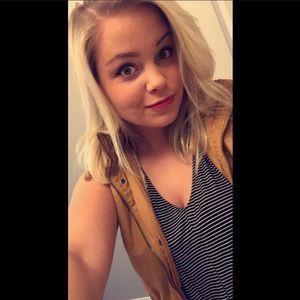 Meet your Posher, Kaitlyn