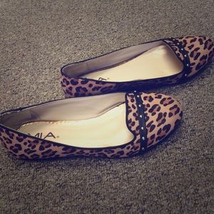 women's shoes, size 9.5