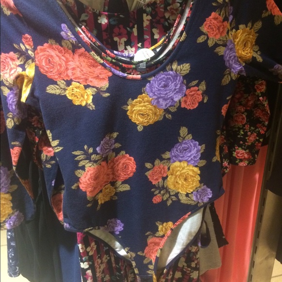 Meet your Posher, Gabi - Picture 1 of 1