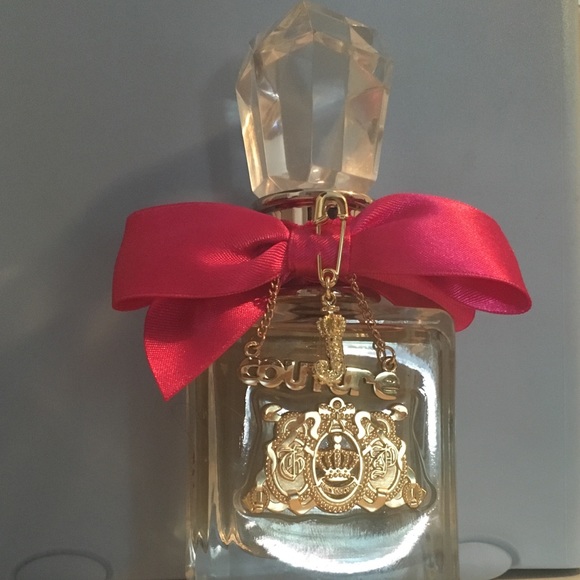 Juicy Couture Viva La Juicy perfume