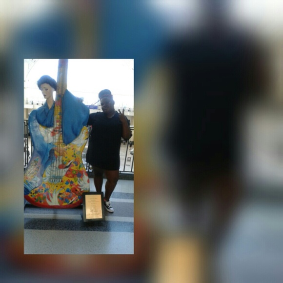 Meet your Posher, Rianna - Picture 1 of 1