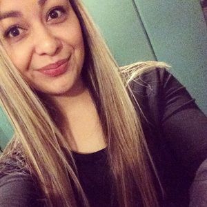 Meet your Posher, Vanessa