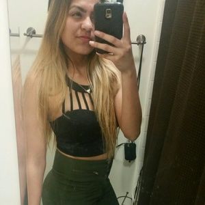 Meet your Posher, Yesenia