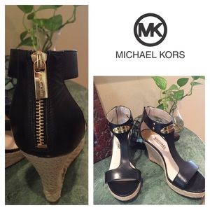 Michael Kors wedge w/ gold hardware