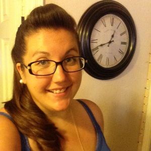 Meet your Posher, Rhiannon