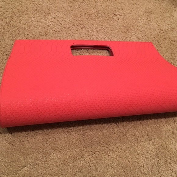 Oversized clutch - Picture 3 of 3