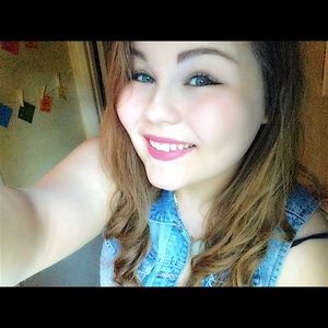 Meet your Posher, Haley