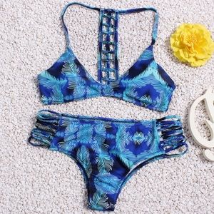 Blue feathered bikini